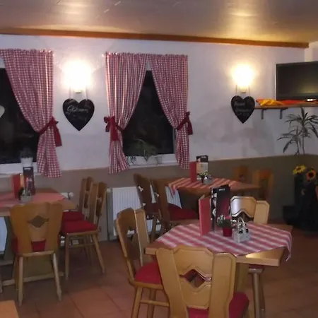 بيت ضيافة Lindenkrug Broderstorf