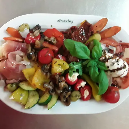 بيت ضيافة Lindenkrug 3*